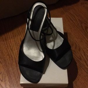 Liz Claiborne Simple Black Heel